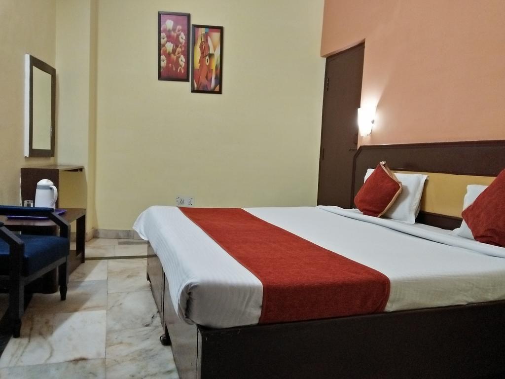 Hotel Zee Agra  Kamer foto